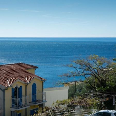 Ivona 2 Apartment Sveti Stefan Exterior foto