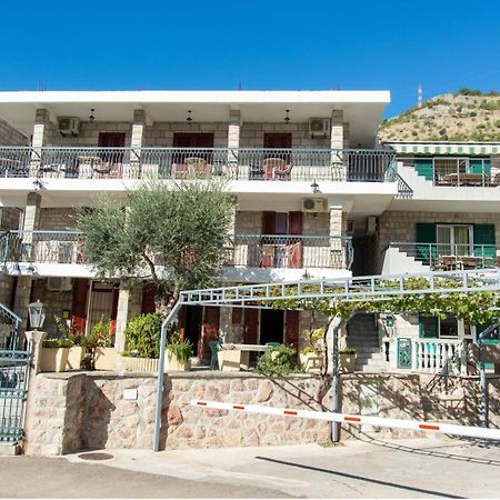 Ivona 2 Apartment Sveti Stefan Exterior foto